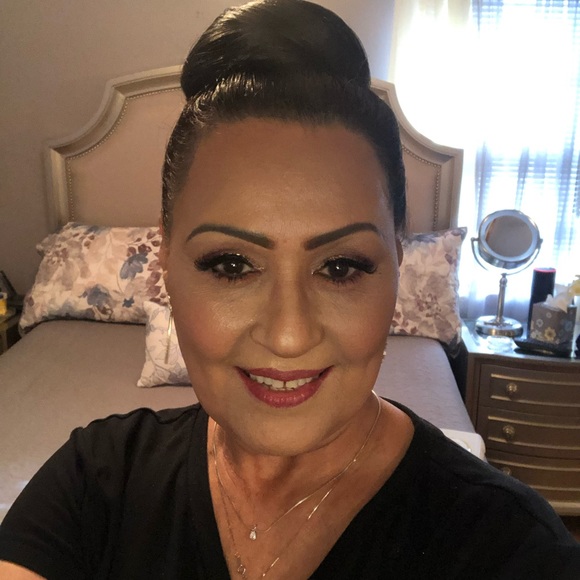 Meet your Posher, Ruth - Picture 3 of 4